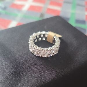 Stunning Heart Rhinestone Silver Ring